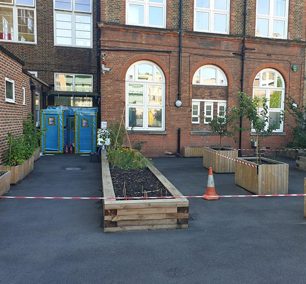 Asbestos removal in school - enclosure construction